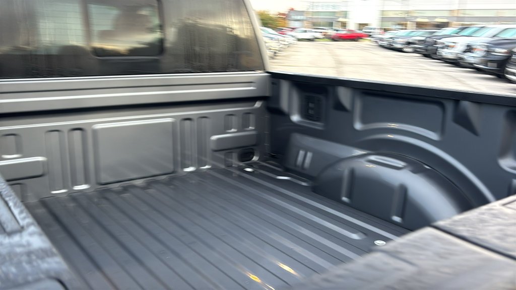 New 2026 Carbonized Gray Metallic Ford Lariat image 29