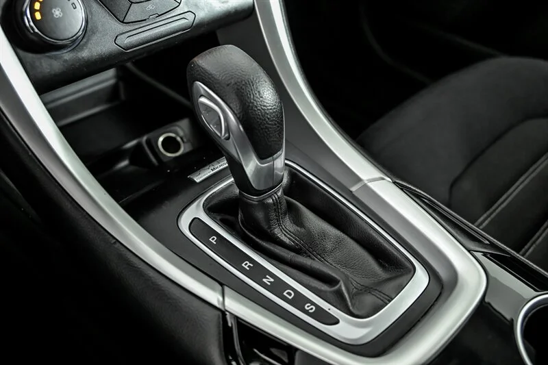 Used 2013 Sterling Gray Metallic Ford SE image 25