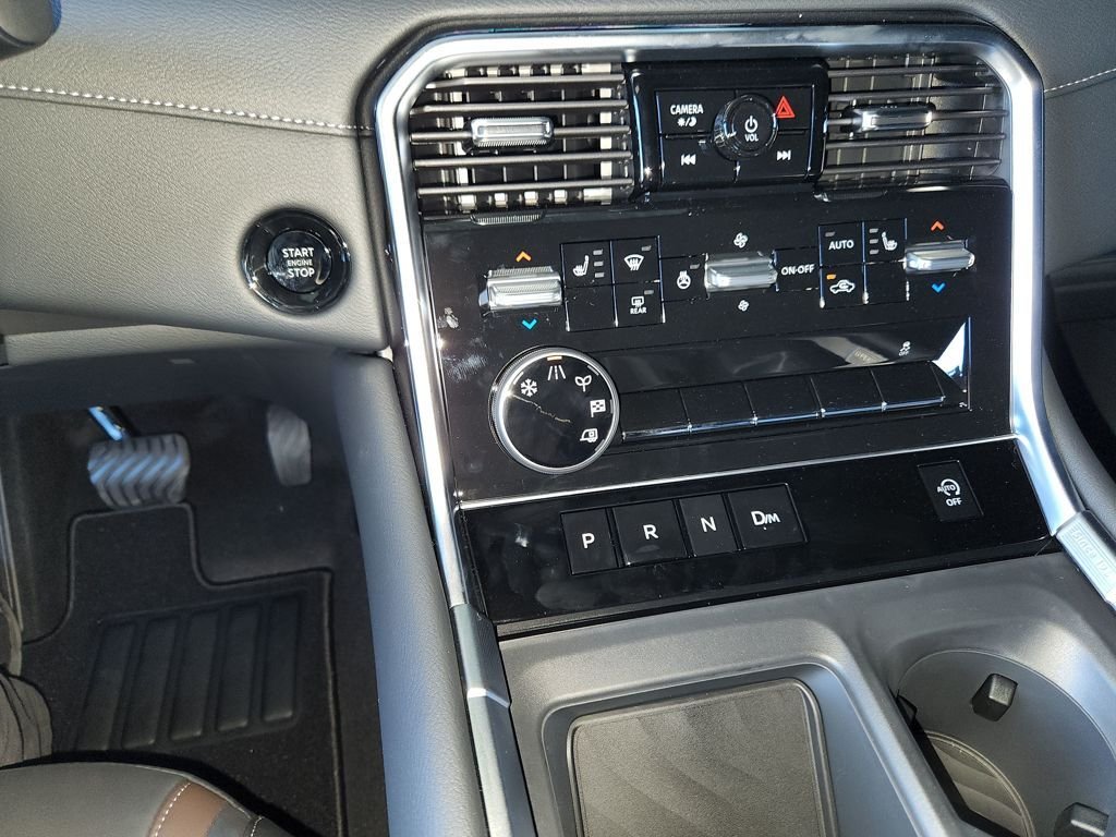 New 2026 Aspen White TriCoat Nissan SL image 24