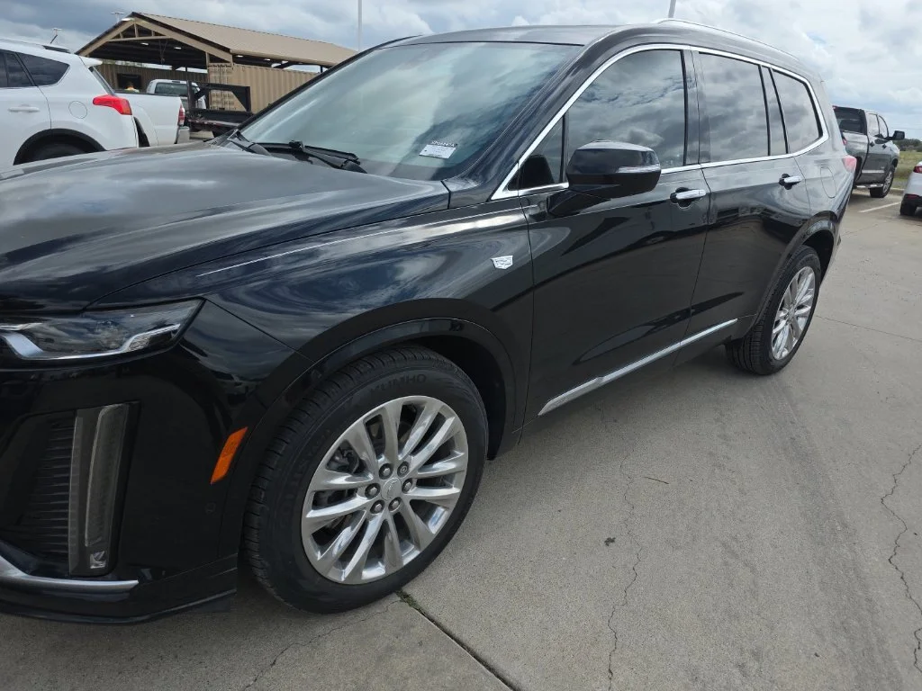 2022 Cadillac XT6