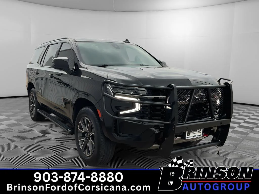 Used 2022 Black Chevrolet Z71 image 3