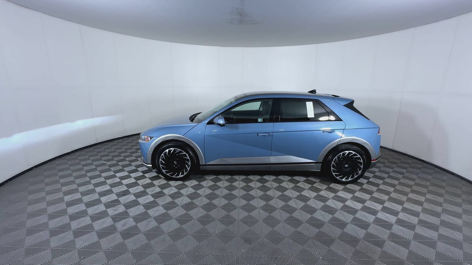 Certified Used 2024 Lucid Blue Hyundai Limited image 5
