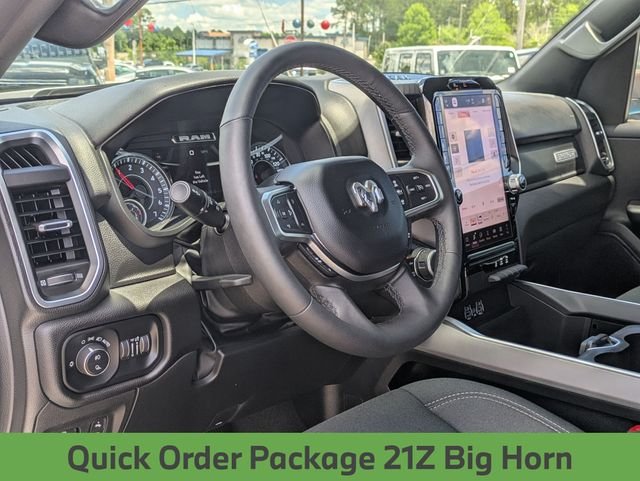 Used 2025 White Ram Big Horn/Lone Star image 29