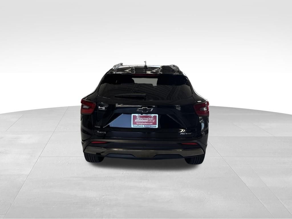 Used 2025 Black Chevrolet ACTIV image 4