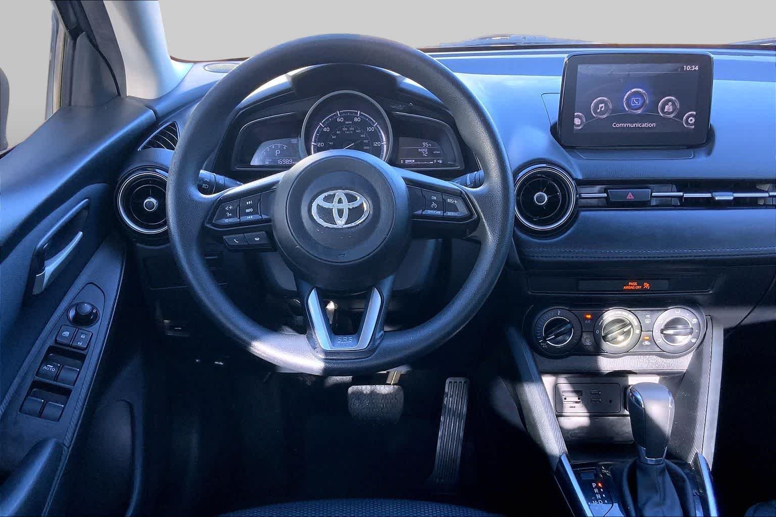 Used 2019 Chromium Toyota LE image 6