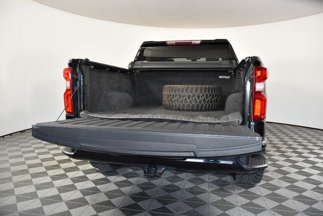 Used 2022 Black Chevrolet Custom image 20