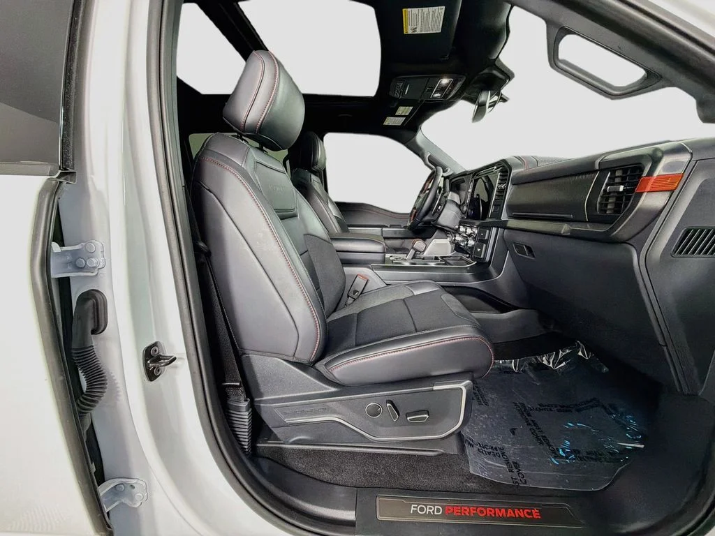 Used 2025 White Ford Raptor image 31