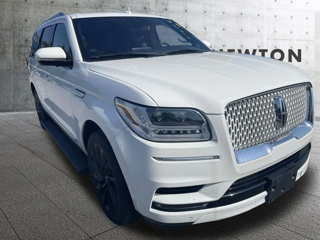 2020 Lincoln Navigator Reserve 4WD's photo
