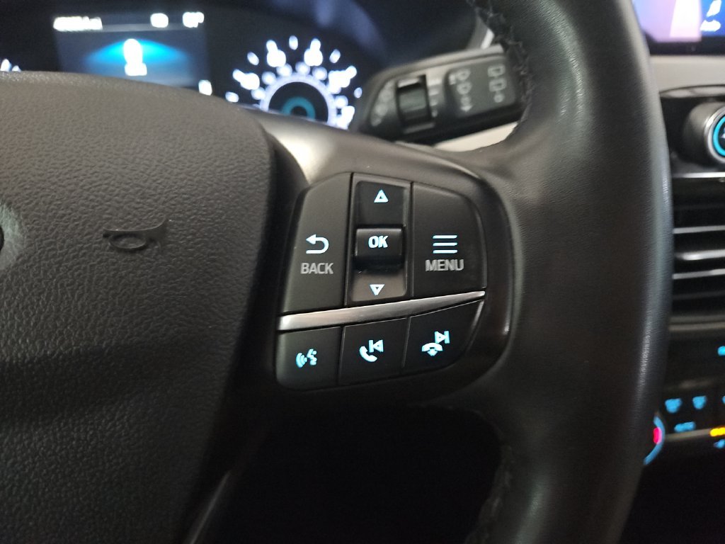 Used 2022 Gray Ford SE image 20