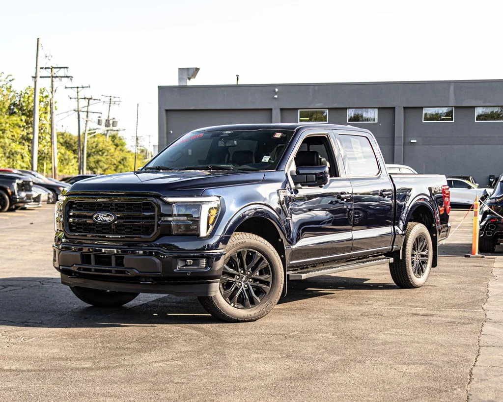 Used 2026 Blue Ford Lariat image 1