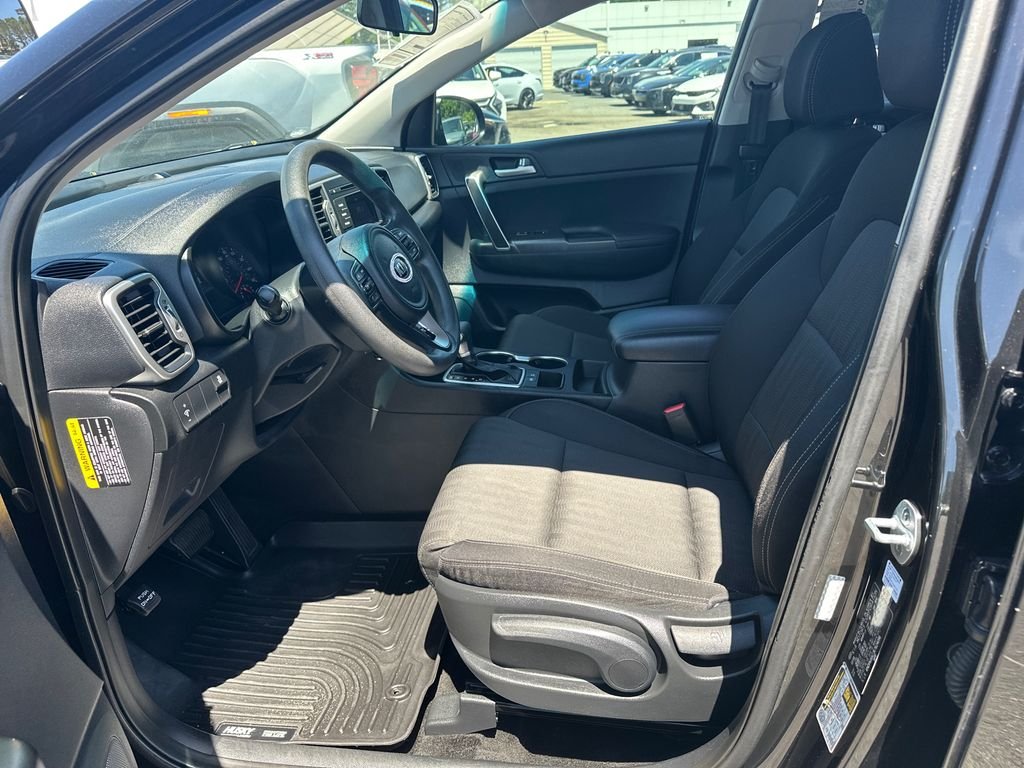 Used 2019 Red Kia LX image 9