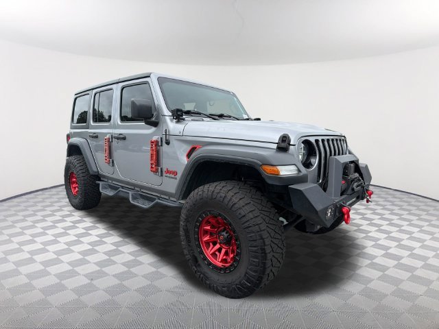 Used 2020 Silver Jeep Unlimited Sport Altitude image 3