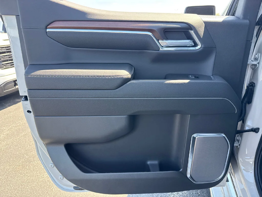 New 2026 Coastal Dune GMC Denali image 33