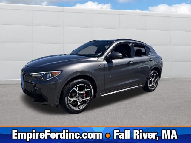 2022 Alfa Romeo Stelvio Ti AWD's photo