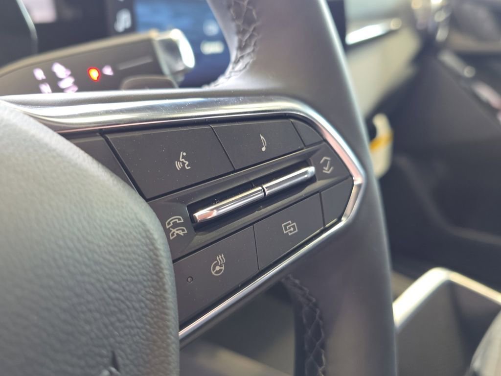 2026 Chevrolet Equinox LT - Photo 35