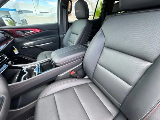 New 2026 White Chevrolet Z71 image 19