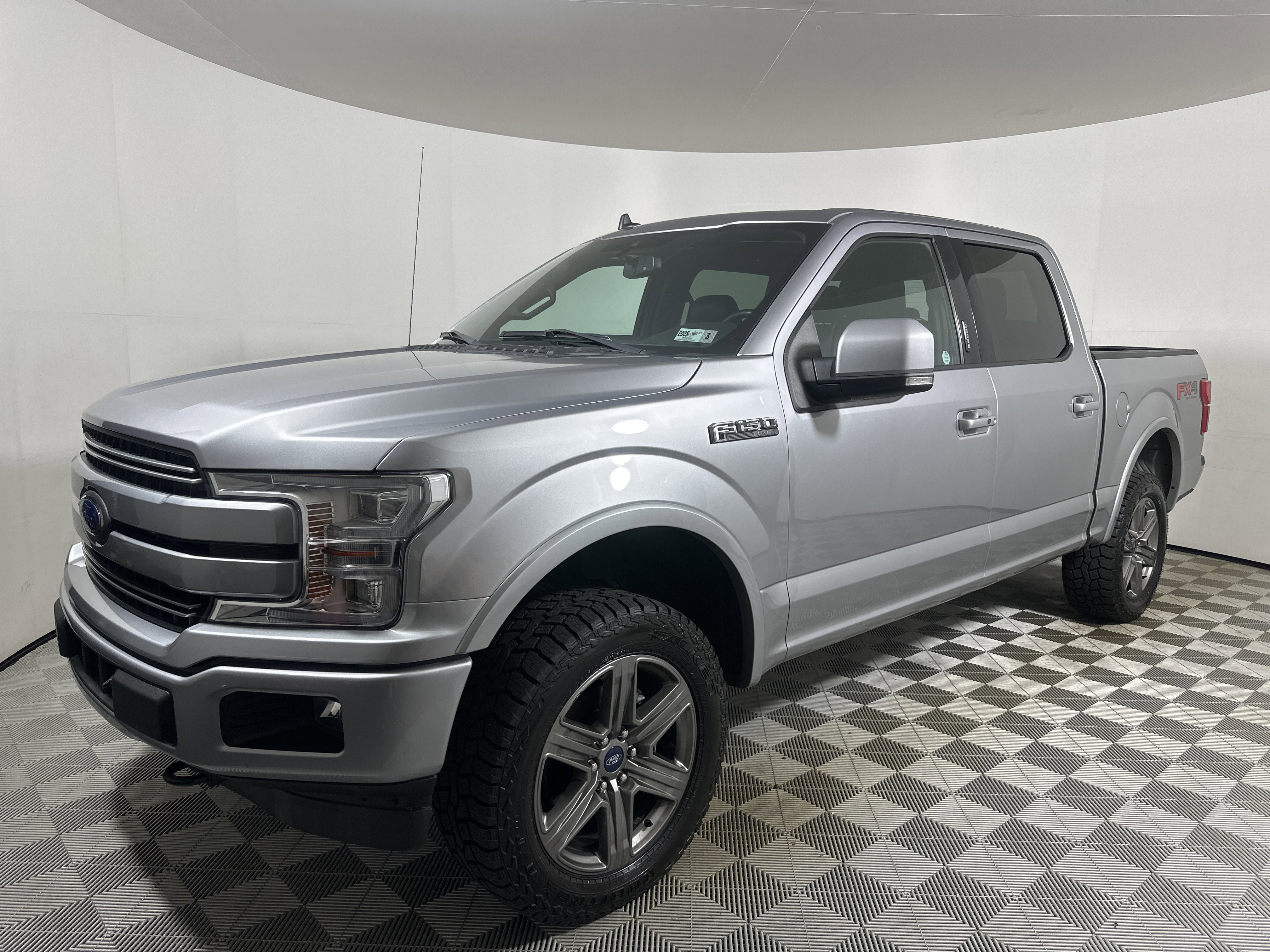 Used 2020 Silver Ford  image 3