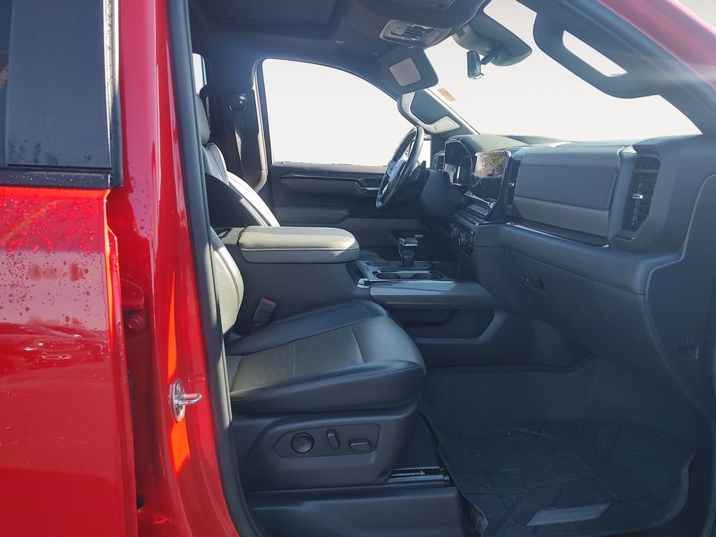 Used 2023 Red Chevrolet ZR2 image 15