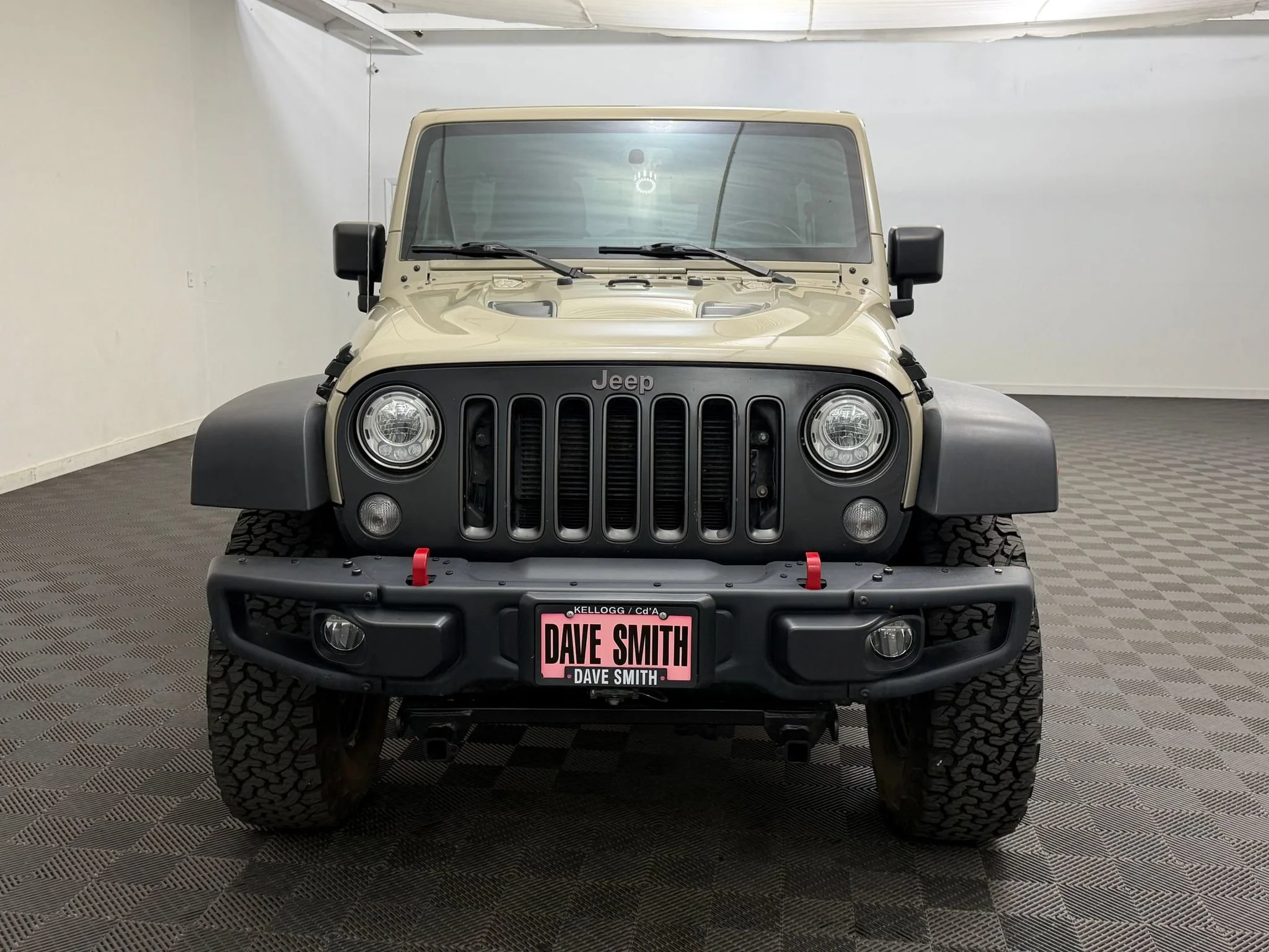 Used 2017 Gobi Clearcoat Jeep Rubicon Recon image 6