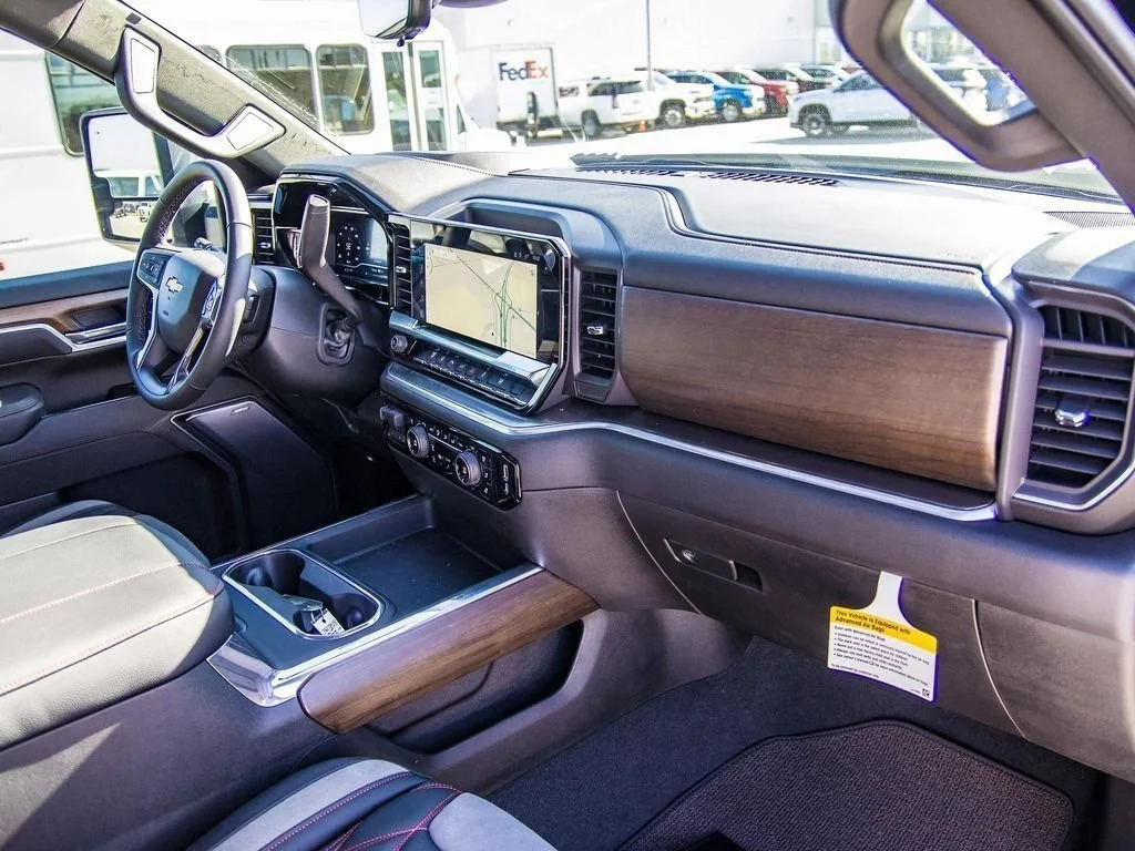 2025 Chevrolet Silverado 3500 HD High Country - Photo 22