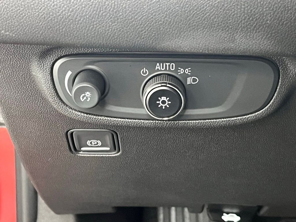 Used 2023 Volcanic Red GMC SLE image 24