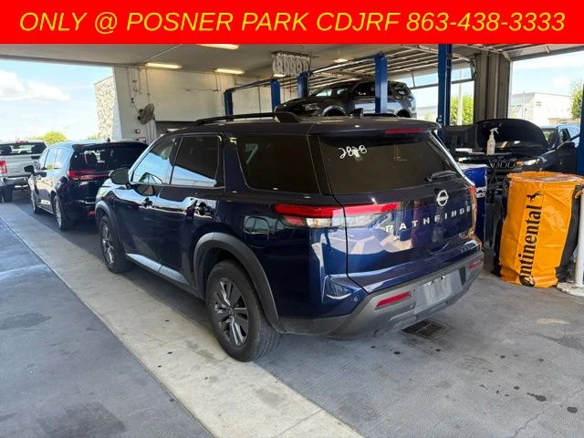 Used 2024 Blue Nissan SV image 4