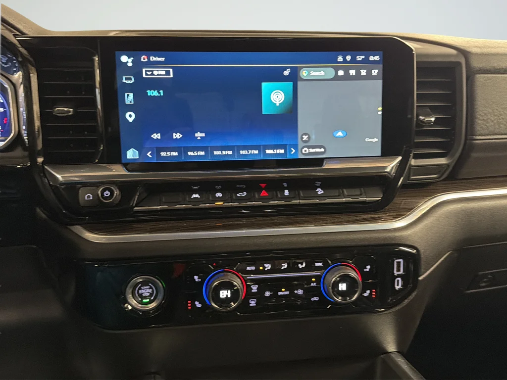 Used 2022 Gray Chevrolet LT image 22