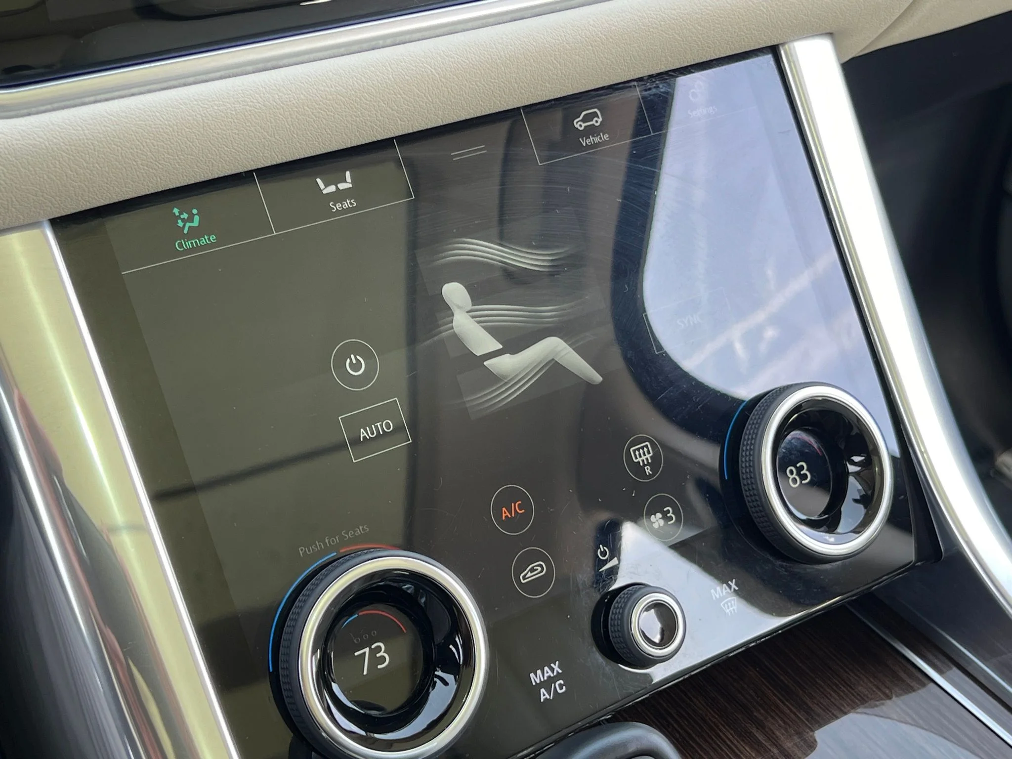 Used 2019 Blue Land Rover HSE image 27