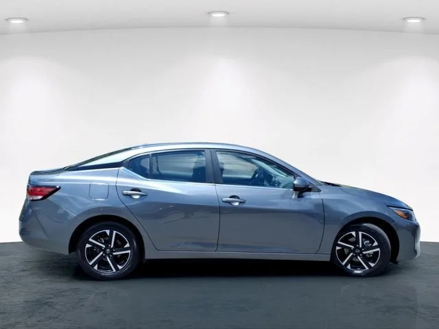 Used 2025 Gray Nissan SV image 7