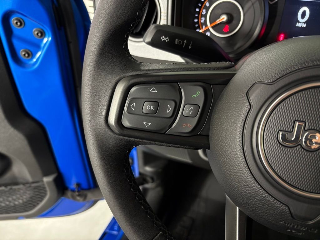 New 2026 Hydro Blue Pearl-Coat Exterior Paint Jeep Sport S image 18