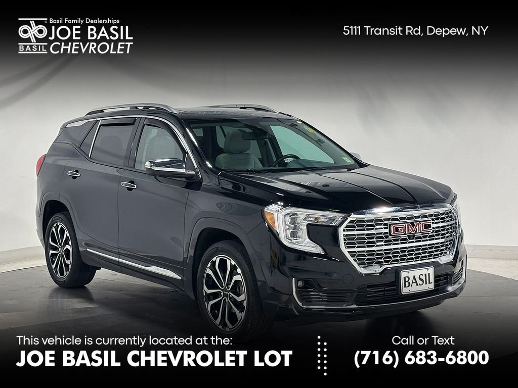 Used 2022 Black GMC Denali image 1