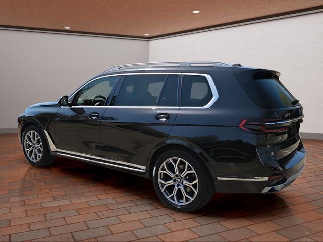 Used 2026 Black BMW xDrive40i image 34