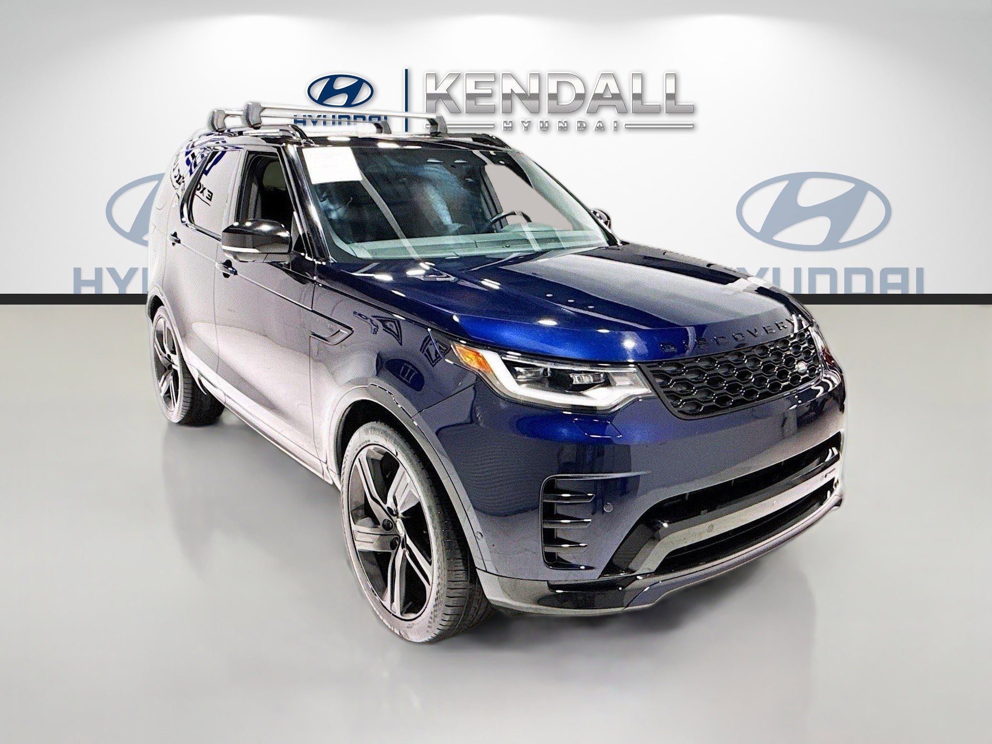 Used 2023 Portofino Blue Metallic Land Rover HSE R-Dynamic image 1