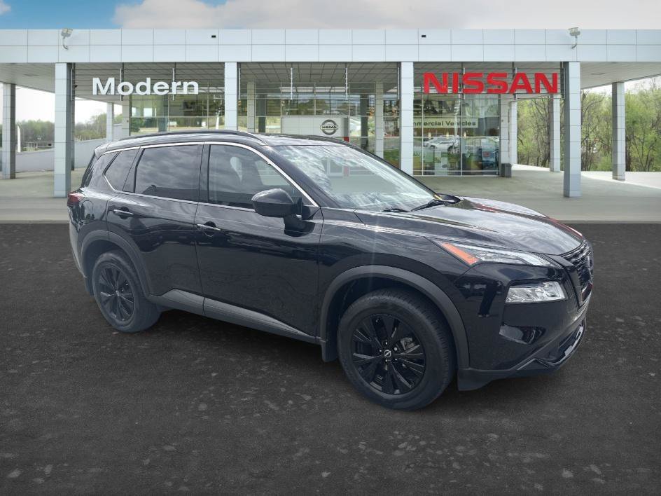 Used 2023 Super Black Nissan SV image 7