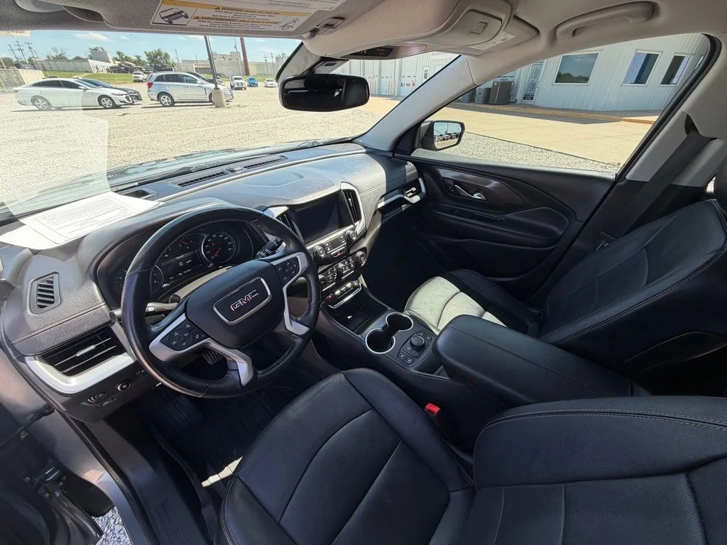 Used 2021 Gray GMC SLT image 14