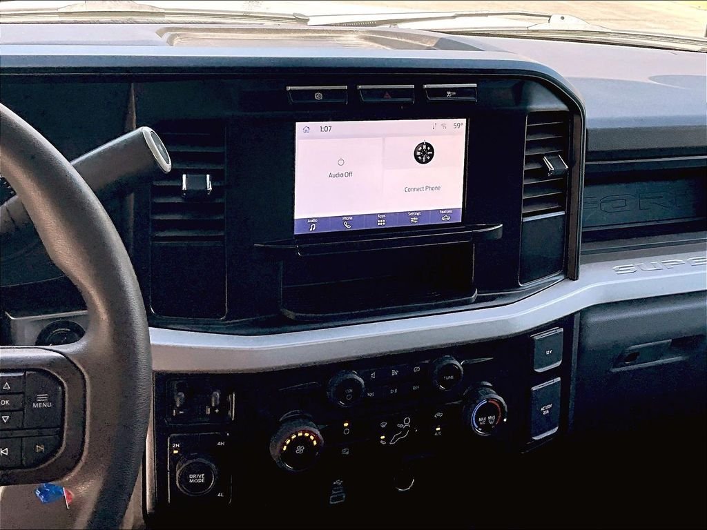 Used 2024 Oxford White Ford XL image 18