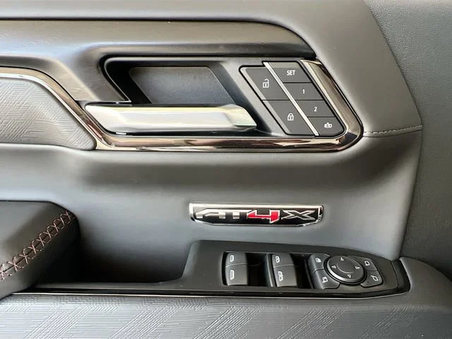 2026 GMC Sierra 1500 AT4X - Photo 13
