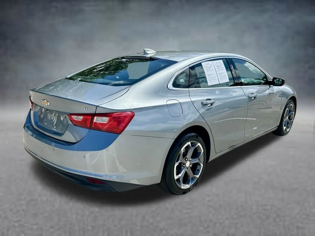 Used 2024 Gray Chevrolet LT image 5