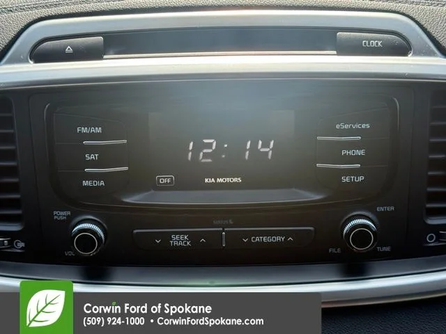 Used 2016 Platinum Graphite Kia EX image 30