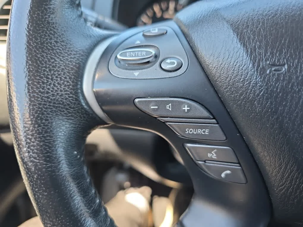 Used 2019 Magnetic Black Pearl Nissan SL image 14