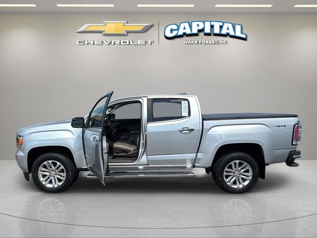 Used 2020 Silver GMC SLT image 9