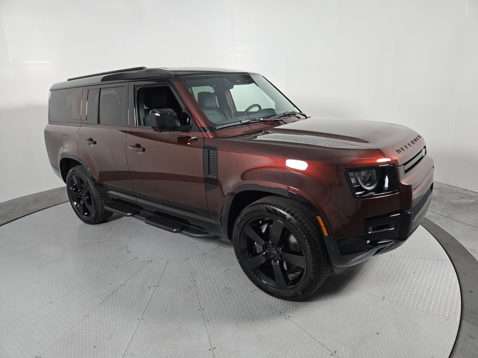 New 2026 Sedona Red Land Rover X-Dynamic SE image 16