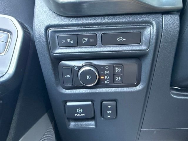 Used 2021 Black Metallic Ford Lariat image 14