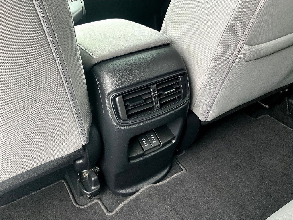 Used 2021 Silver Honda EX image 11
