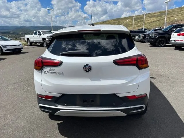Used 2020 White Frost Tricoat Buick Preferred image 9
