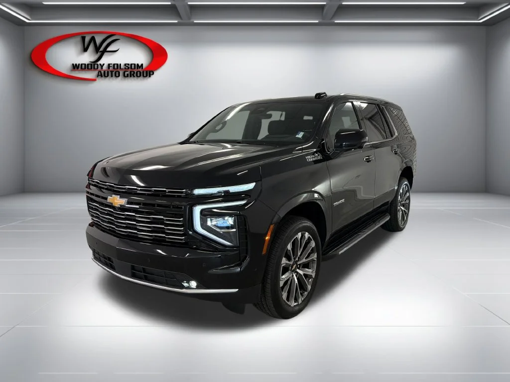 New 2026 Black Chevrolet High Country image 3