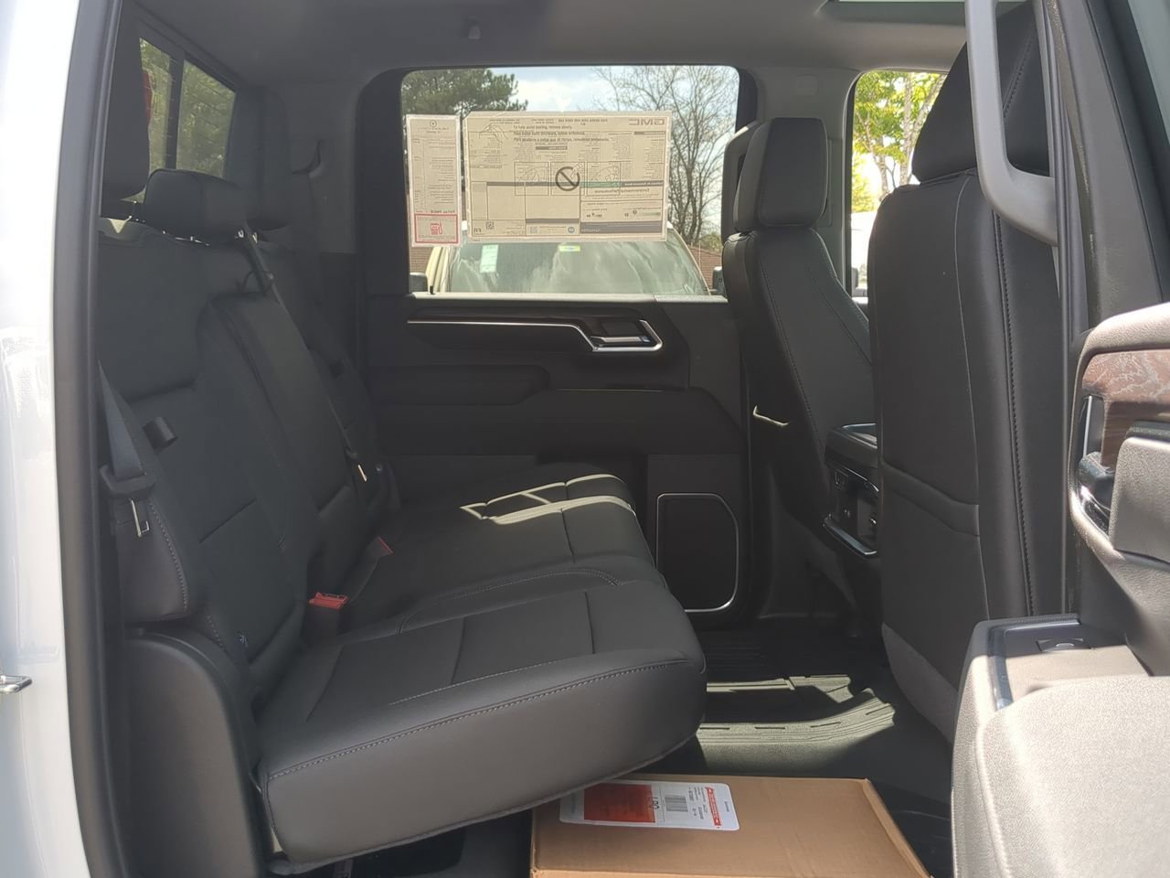 New 2026 Summit White GMC SLT image 28