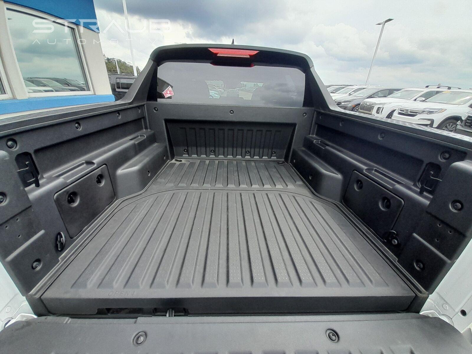Certified Used 2026 Atlas White Hyundai SEL image 44