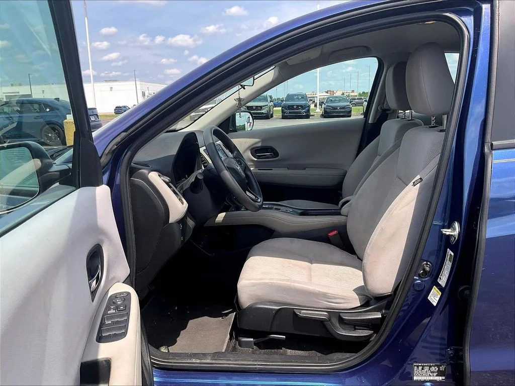 Certified Used 2016 Deep Ocean Pearl Honda LX image 5
