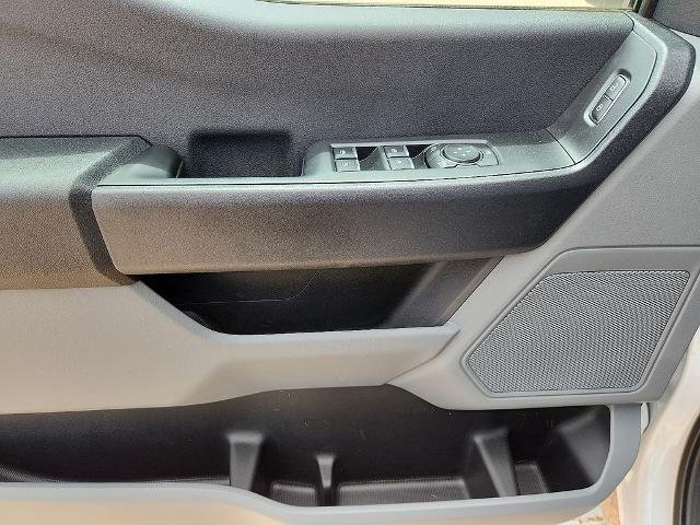 New 2026 Oxford White Ford F-350® XL image 43